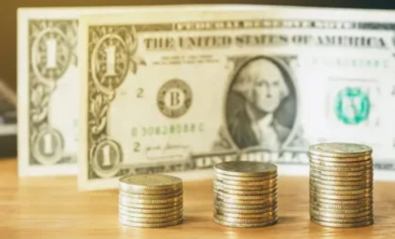 Сколько будут стоить доллар, евро и юань после 25 октября: прогноз курса валют