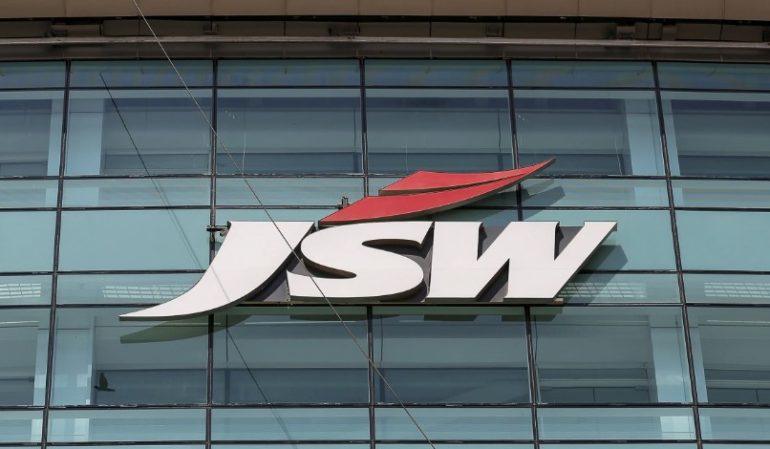 Индийская JSW планирует запуск собственного бренда электромобилей