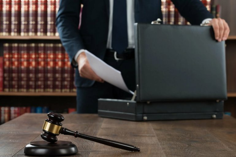 Юридическая помощь малому бизнесу: как сэкономить и остаться в правовом поле